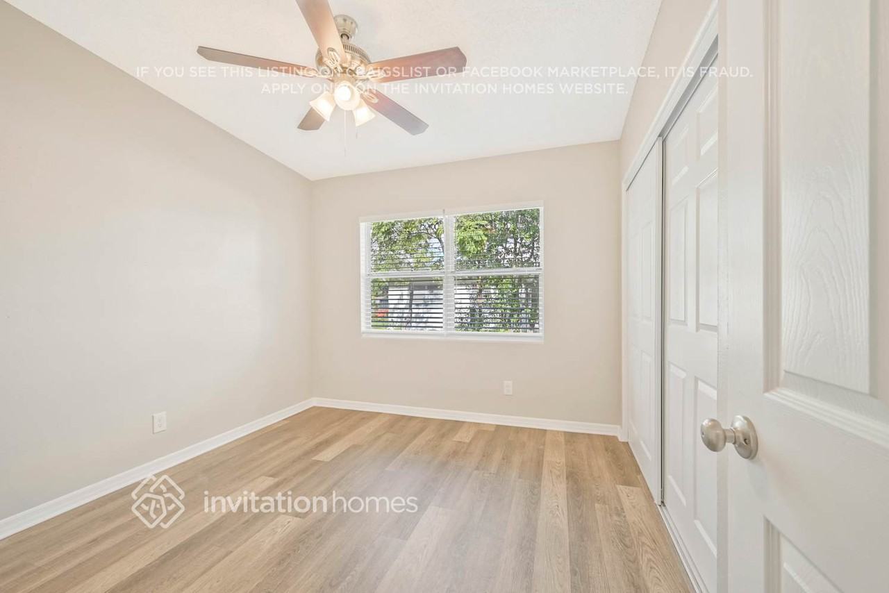 2412 Martinwood Dr - Photo 7 of 17