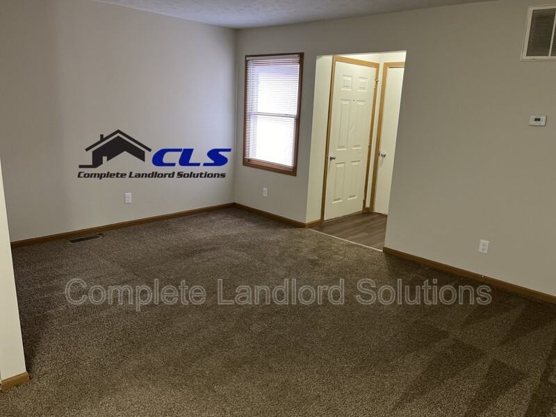 1830 E Morgan Dr - Photo 3 of 14