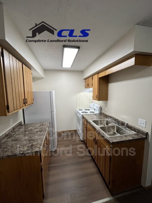 1830 E Morgan Dr - Photo 5 of 14