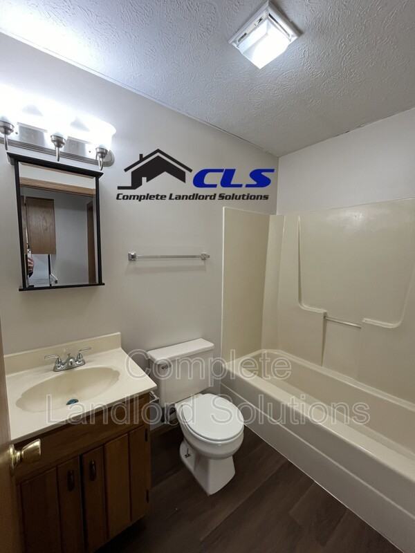 1830 E Morgan Dr - Photo 6 of 14