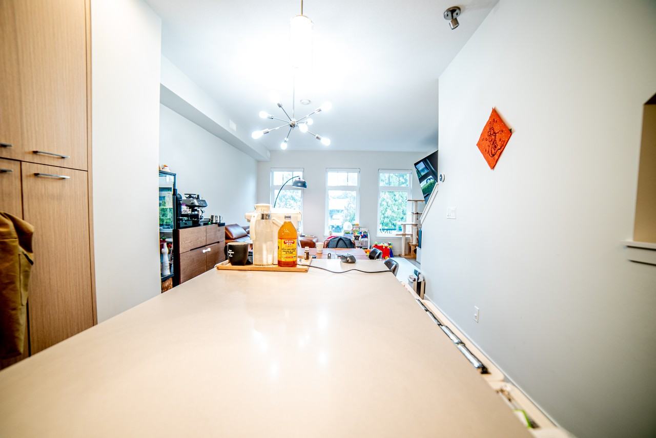 9399 Number 2 Road #1x - Photo 3 of 14