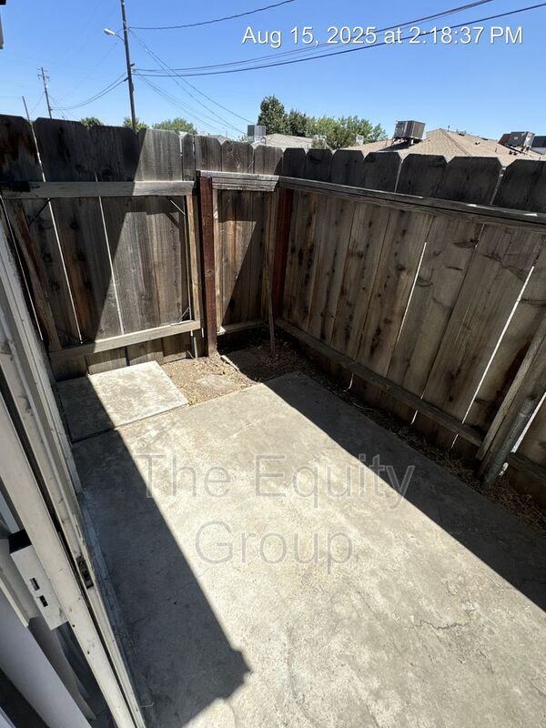 1871 Emma Lee Ln - Photo 6 of 17