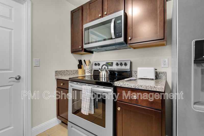 3531 North Southwind Drive - Photo 7 of 19