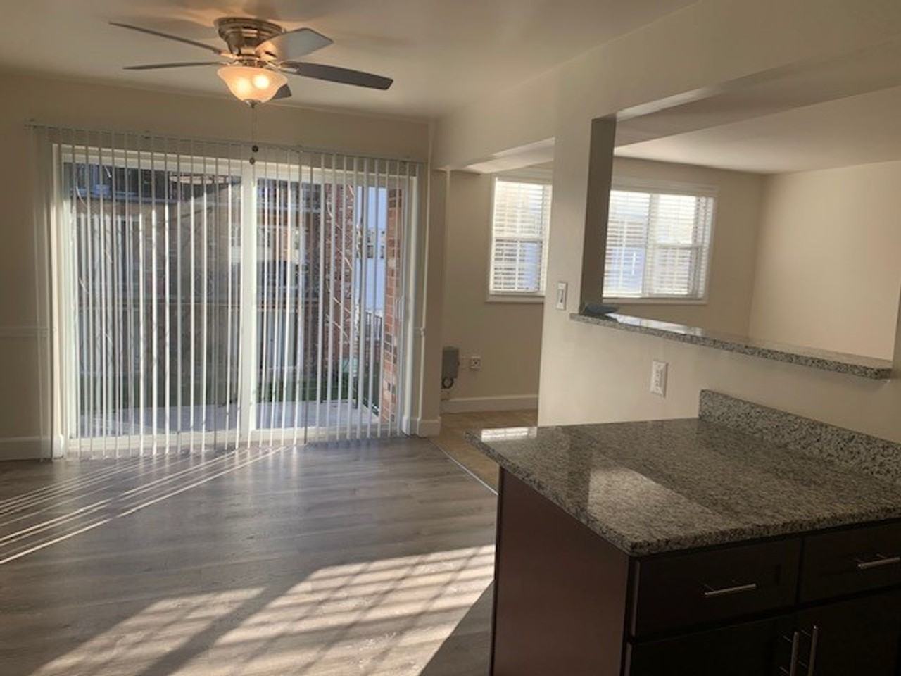 Randolph Square Apartments - Photo 3 of 16