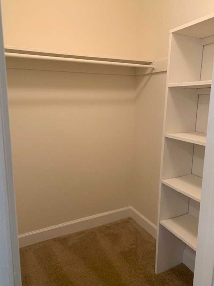 Randolph Square Apartments - Photo 7 of 16