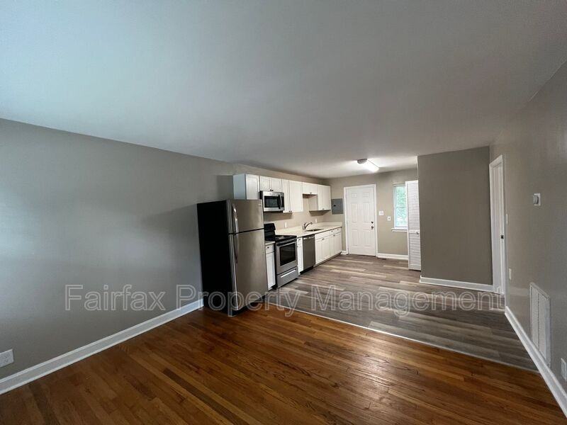 Massey Ave - Photo 2 of 13