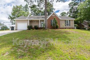 622 Ridgefield Dr - Photo 1 of 1