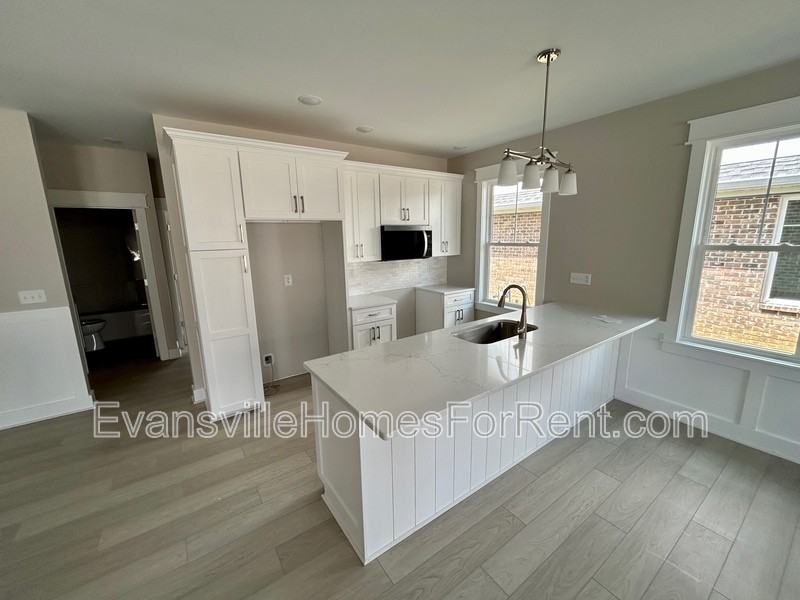 8445 Bell Crossing Dr - Photo 4 of 12