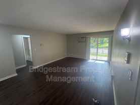 481 N Broadway St #6 - Photo 1 of 1
