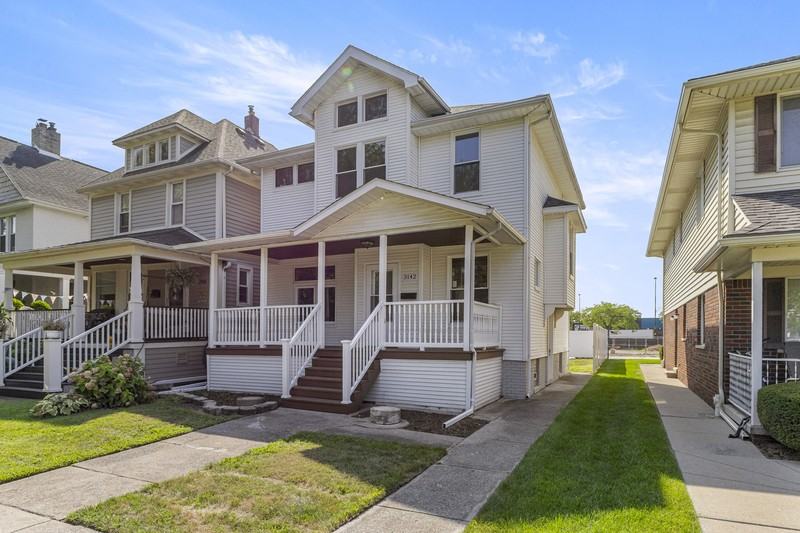 3142 Van Alstyne St - Photo 3 of 38