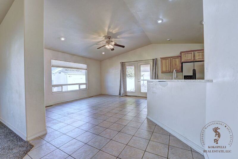 661 Mccaldon Way - Photo 4 of 11