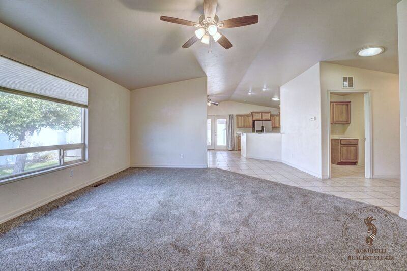 661 Mccaldon Way - Photo 5 of 11