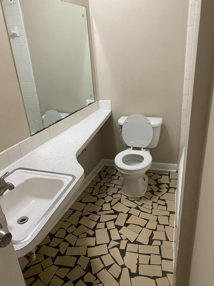 4117 Chippewa Road - Photo 6 of 8