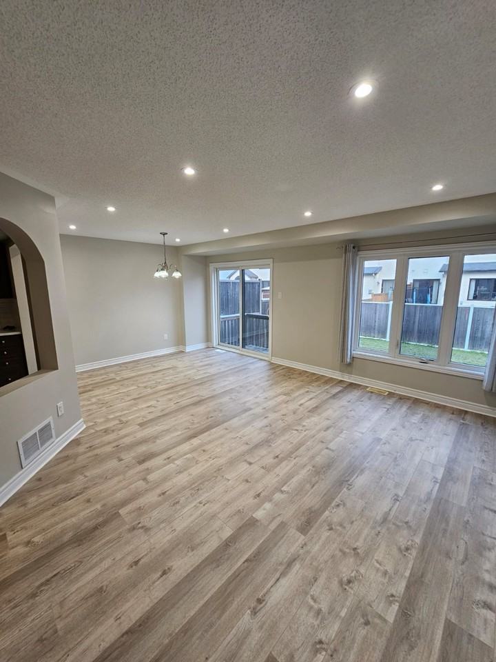 213 Halyard Way - Photo 3 of 14