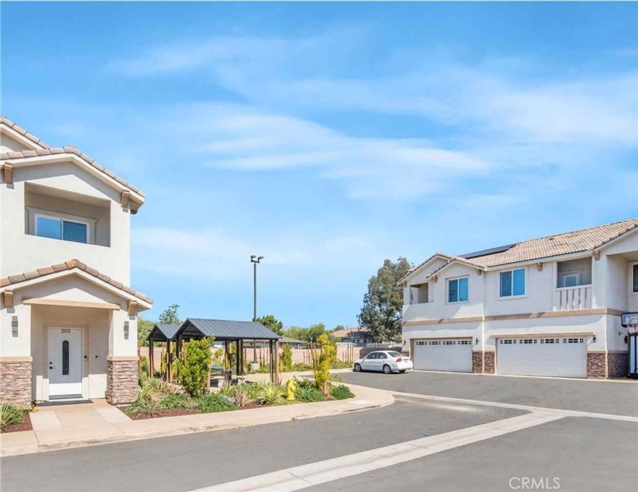 9223 Cypress Ave Fontana, CA 92335 - Photo 2 of 10