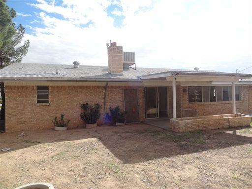 10233 Aggie Cir - Photo 3 of 25