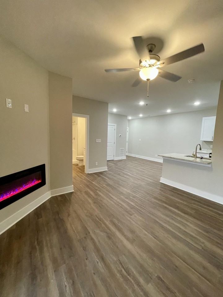 253 English Commons Drive - Photo 7 of 50