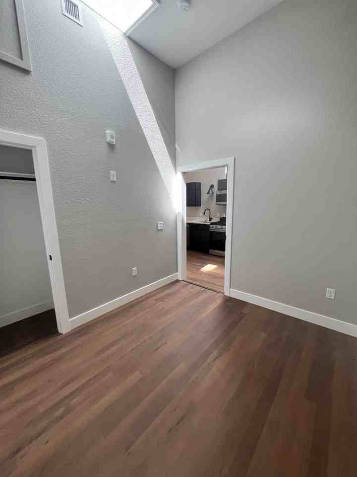 519.5 Main Street - Photo 4 of 50