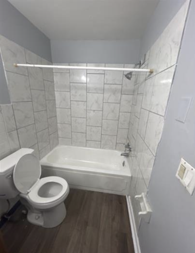 423 Briarwood Avenue - Photo 6 of 31