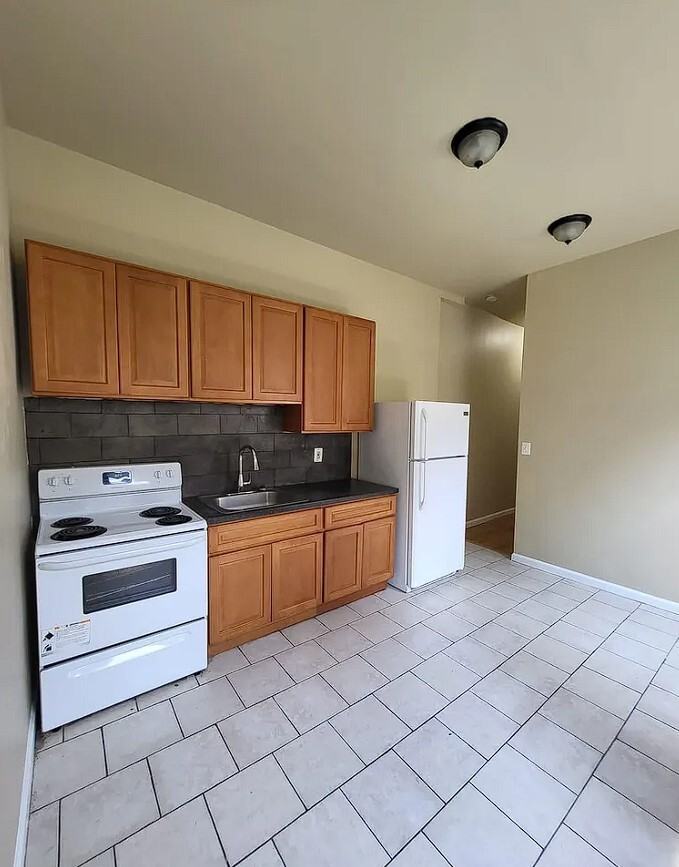 38 North 51st Street - Photo 5 of 17