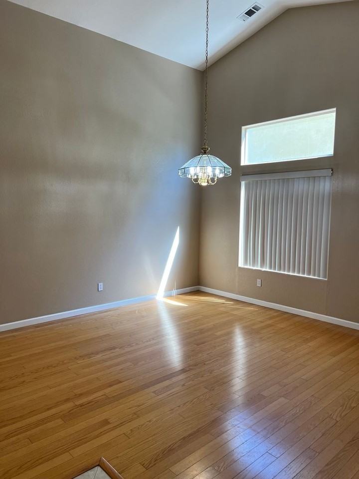 1862 Boalt Dr - Photo 2 of 21