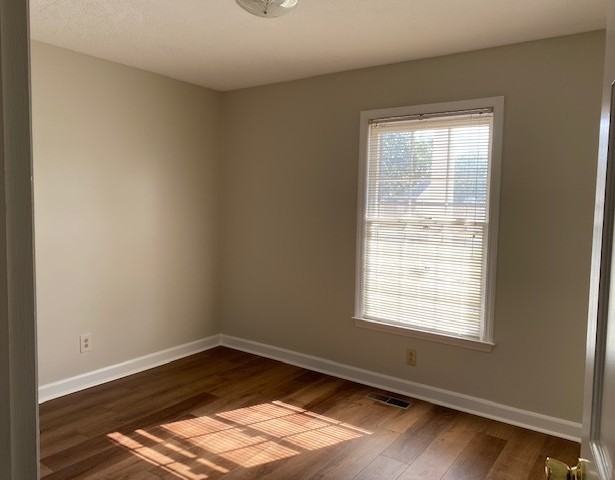 1211 Rutledge Avenue - Photo 7 of 13