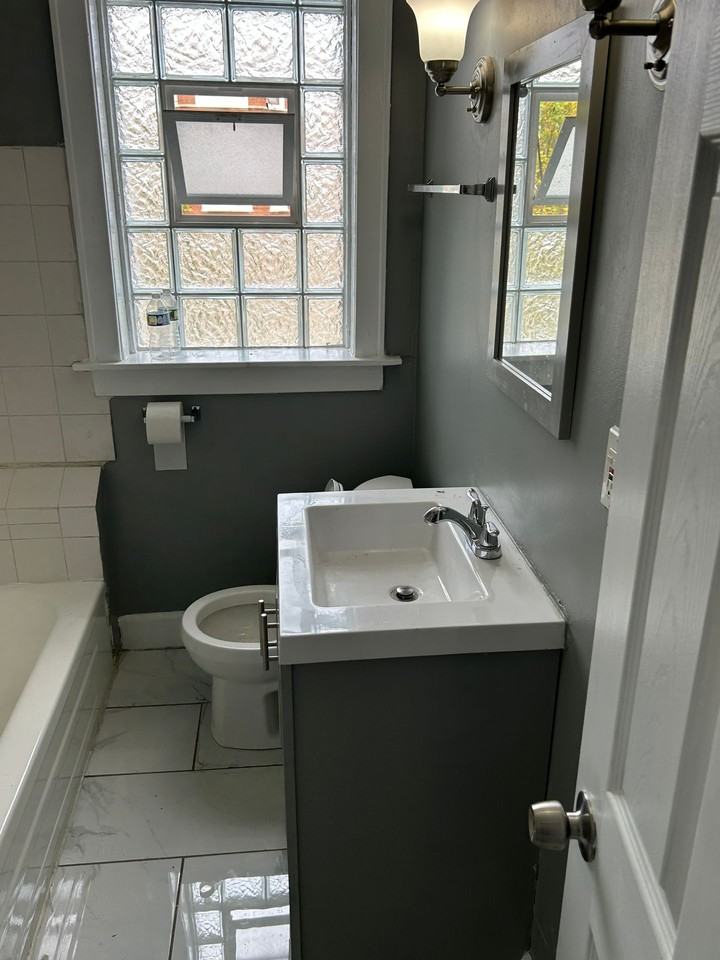 8200 S. Evans Ave. - Photo 4 of 7