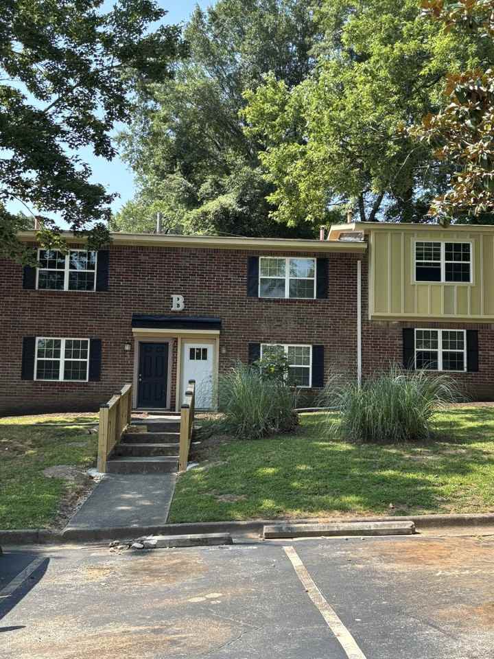 Glenrose Grove - Photo 4 of 8