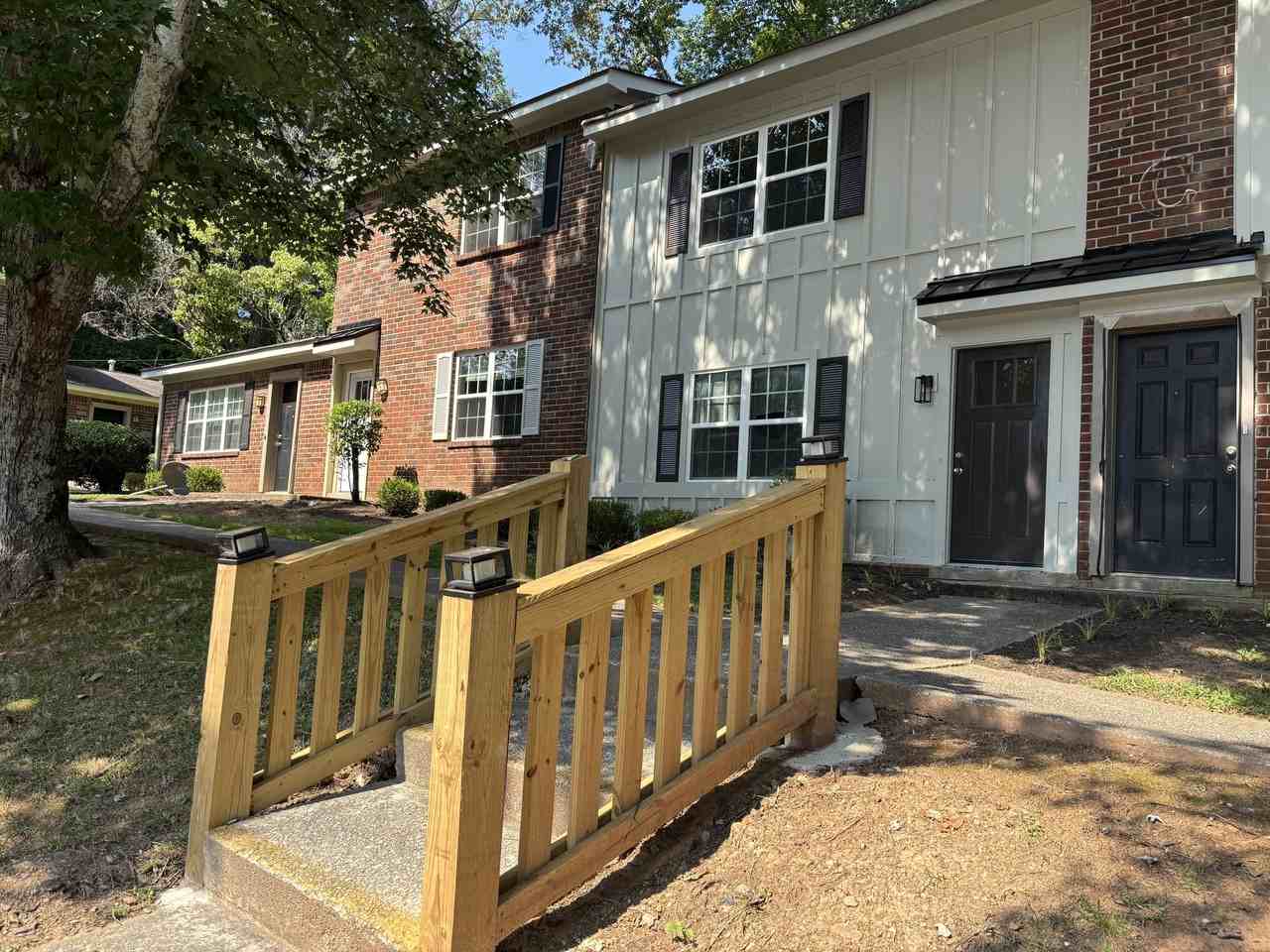 Glenrose Grove - Photo 5 of 8