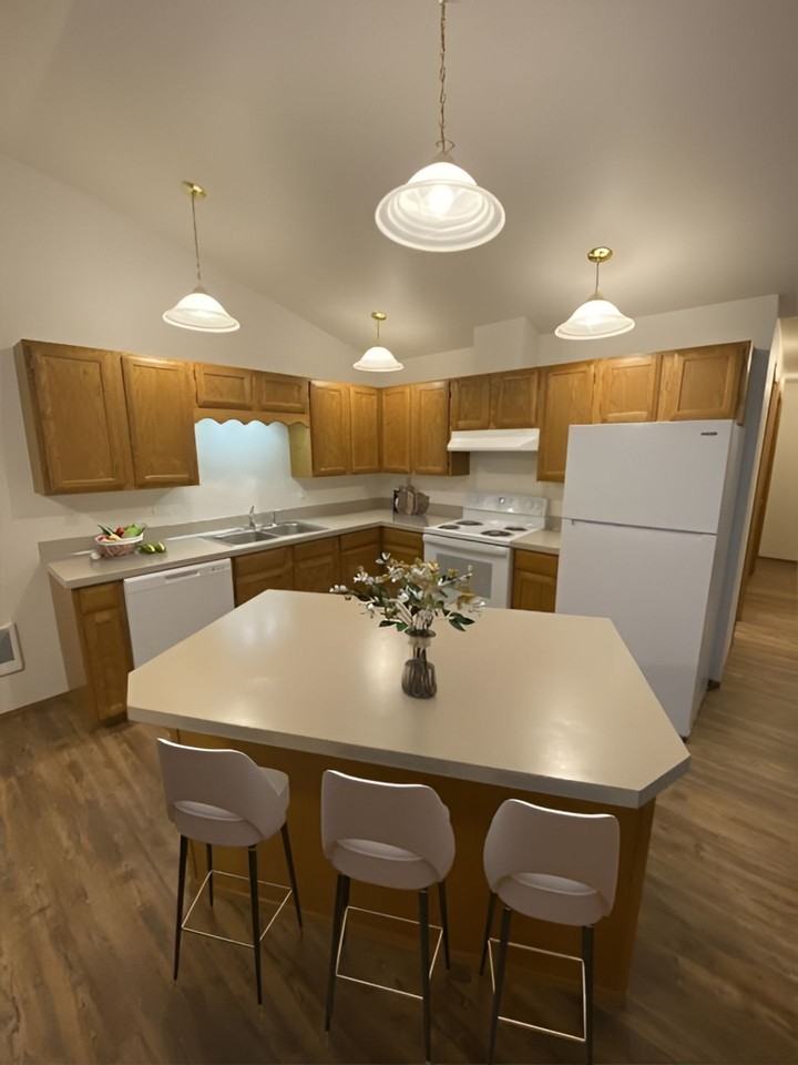 Canterwood (CWP) - Photo 2 of 15