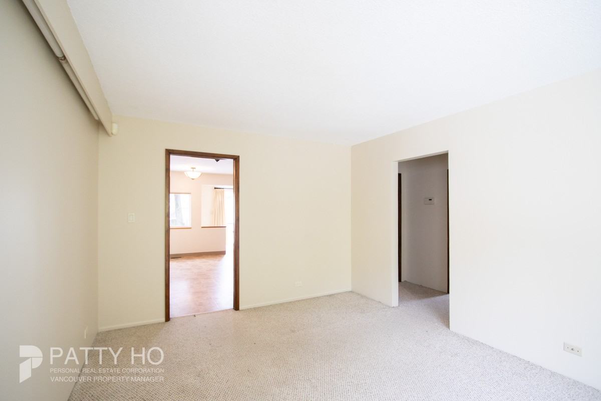 3278 William Street - Photo 2 of 28