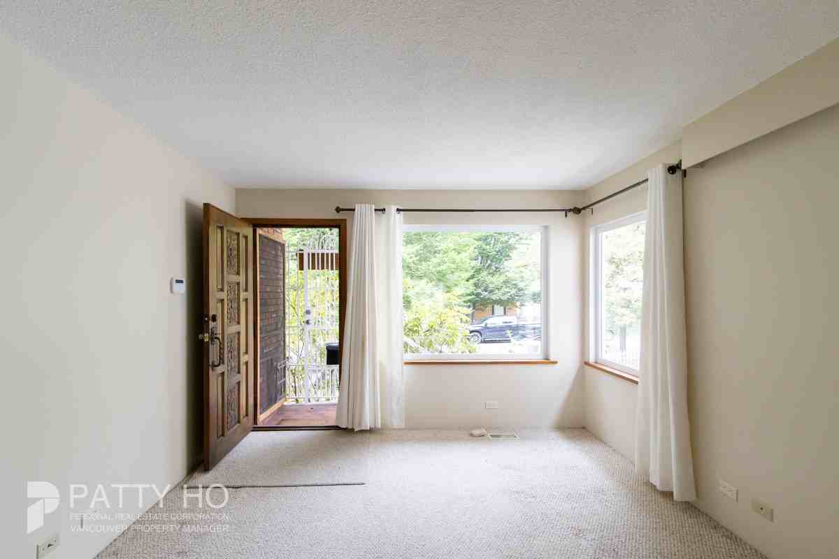 3278 William Street - Photo 3 of 28