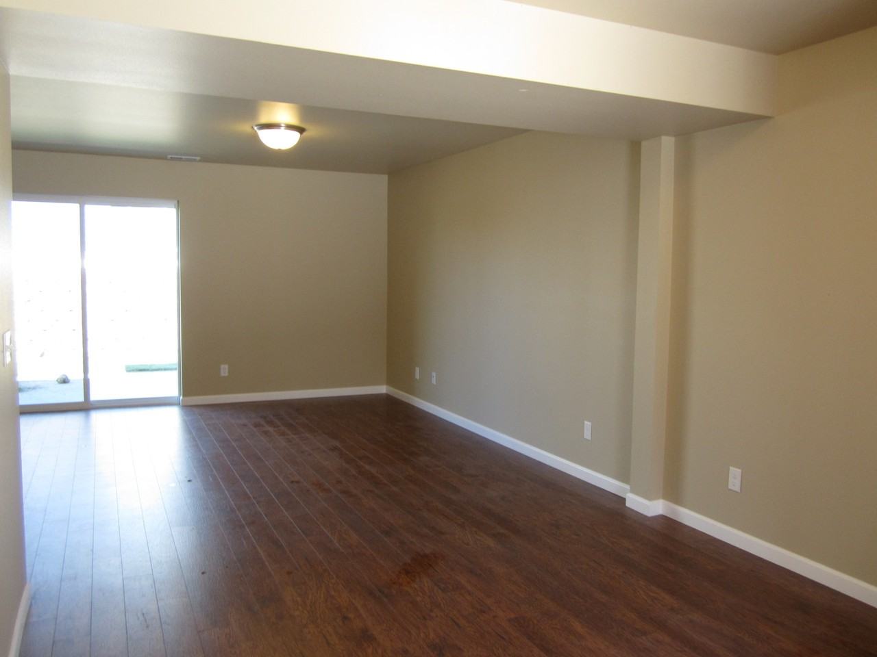 2131 Siddle St #103 - Photo 6 of 10