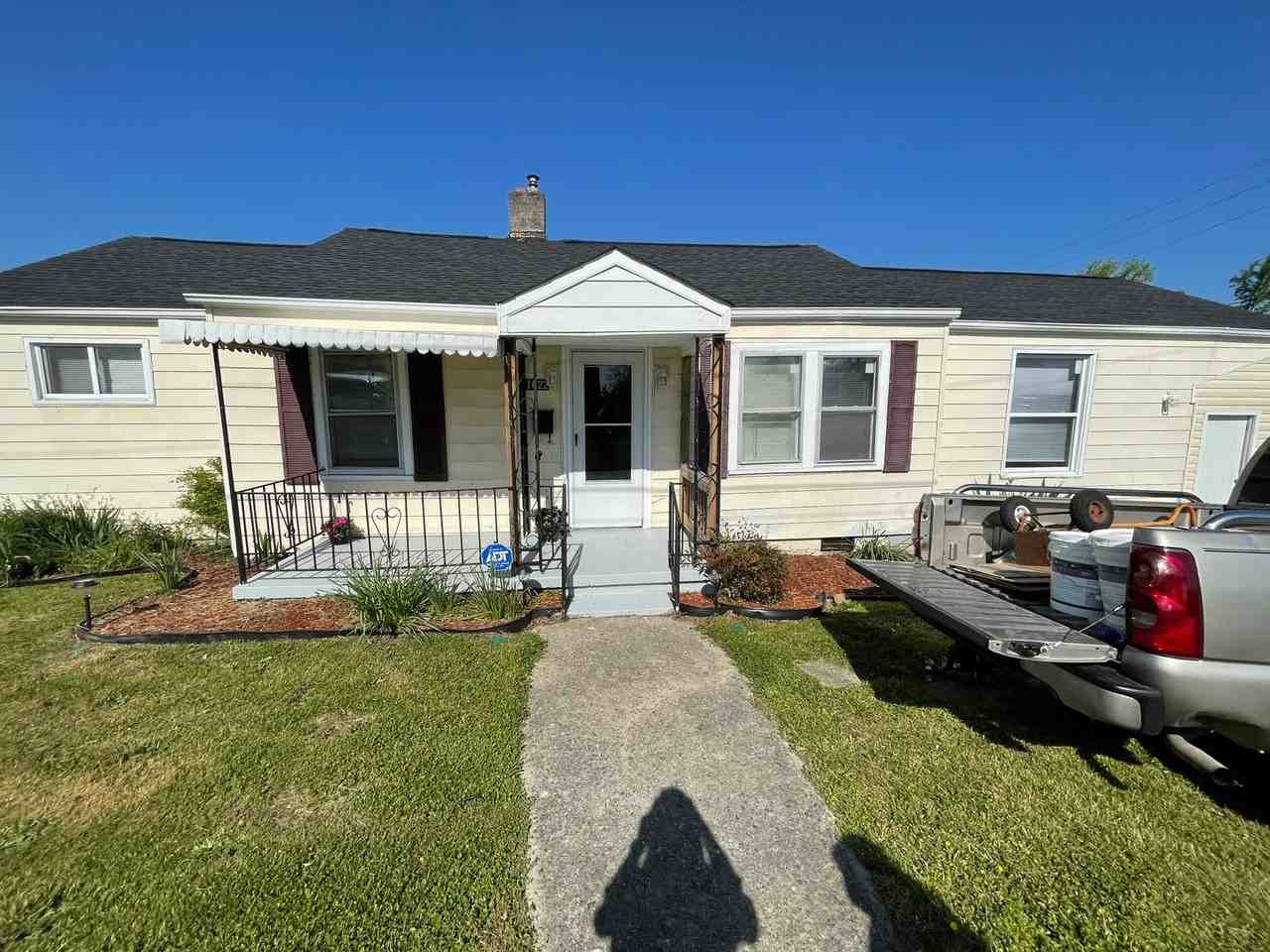 1022 Arbor Dr - Photo 2 of 25