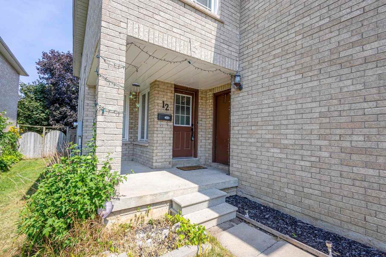 12 Gill Cres - Photo 2 of 16