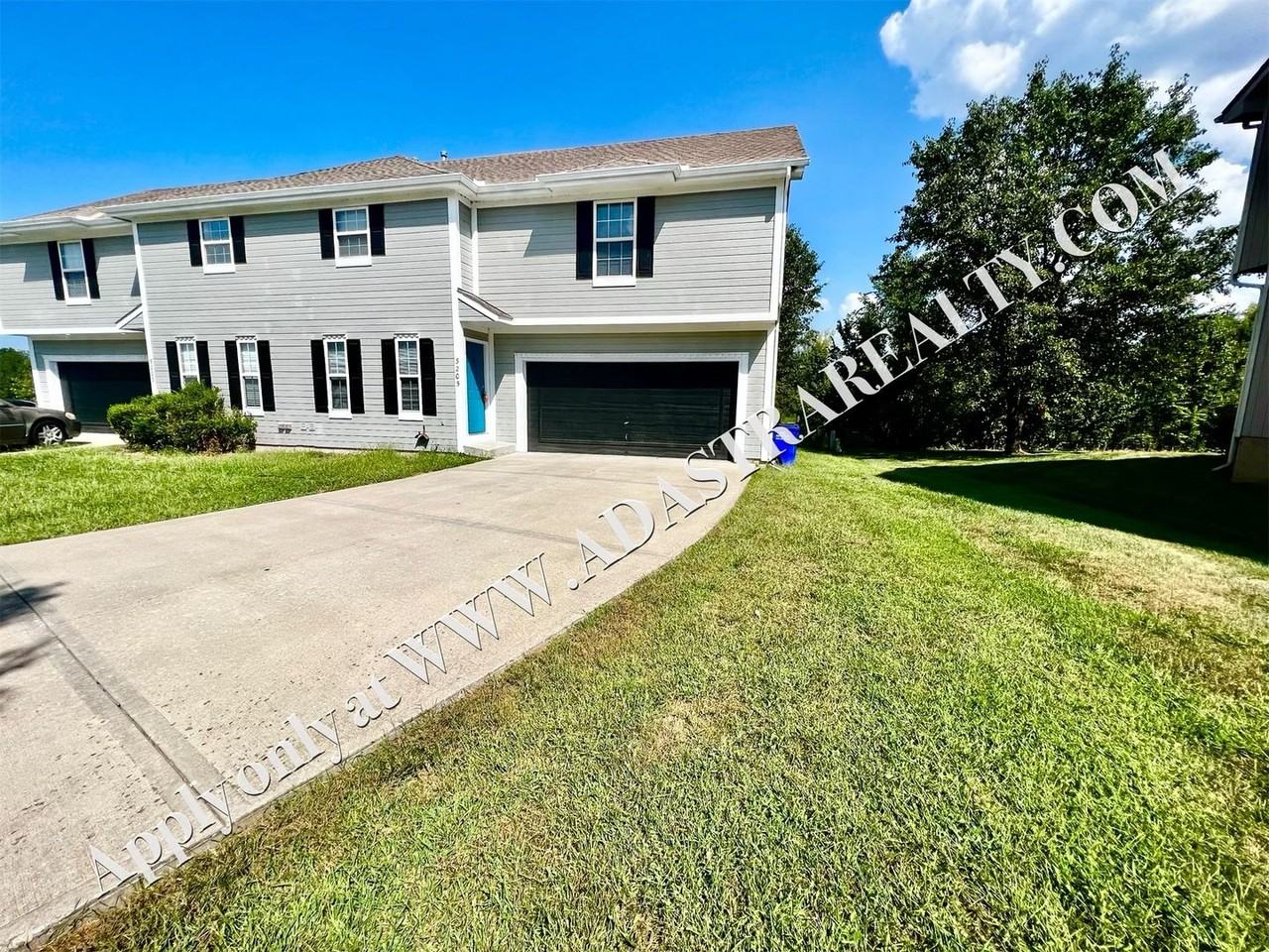 5205 Woodland Dr - Photo 2 of 28