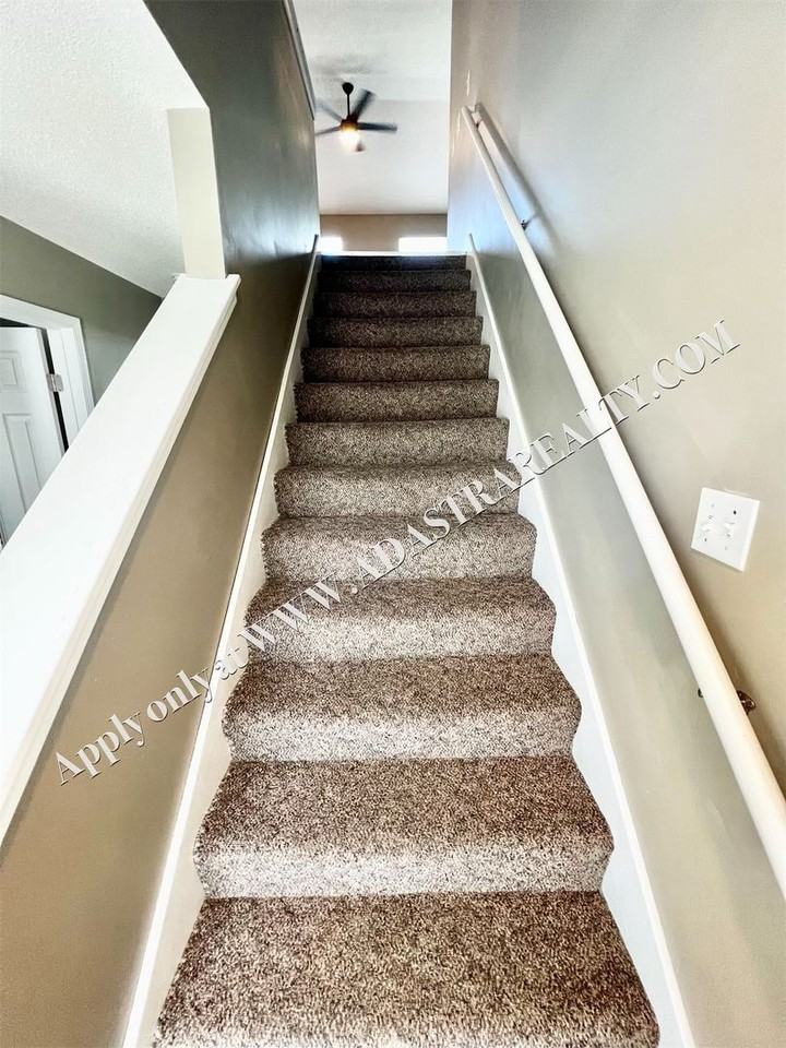 5205 Woodland Dr - Photo 4 of 28