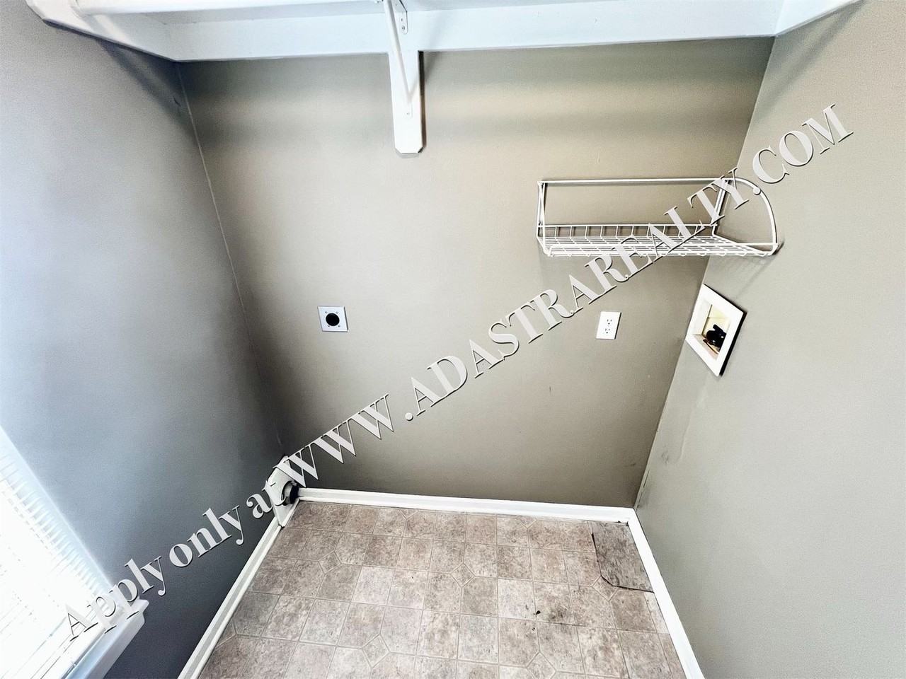 5205 Woodland Dr - Photo 6 of 28