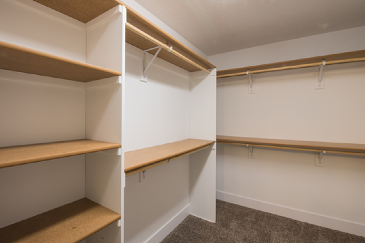 8850 South 78th Street - Photo 7 of 14