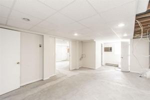 featured image of 601 Broce Dr