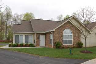 160 Salisbury Cir - Photo 1 of 1