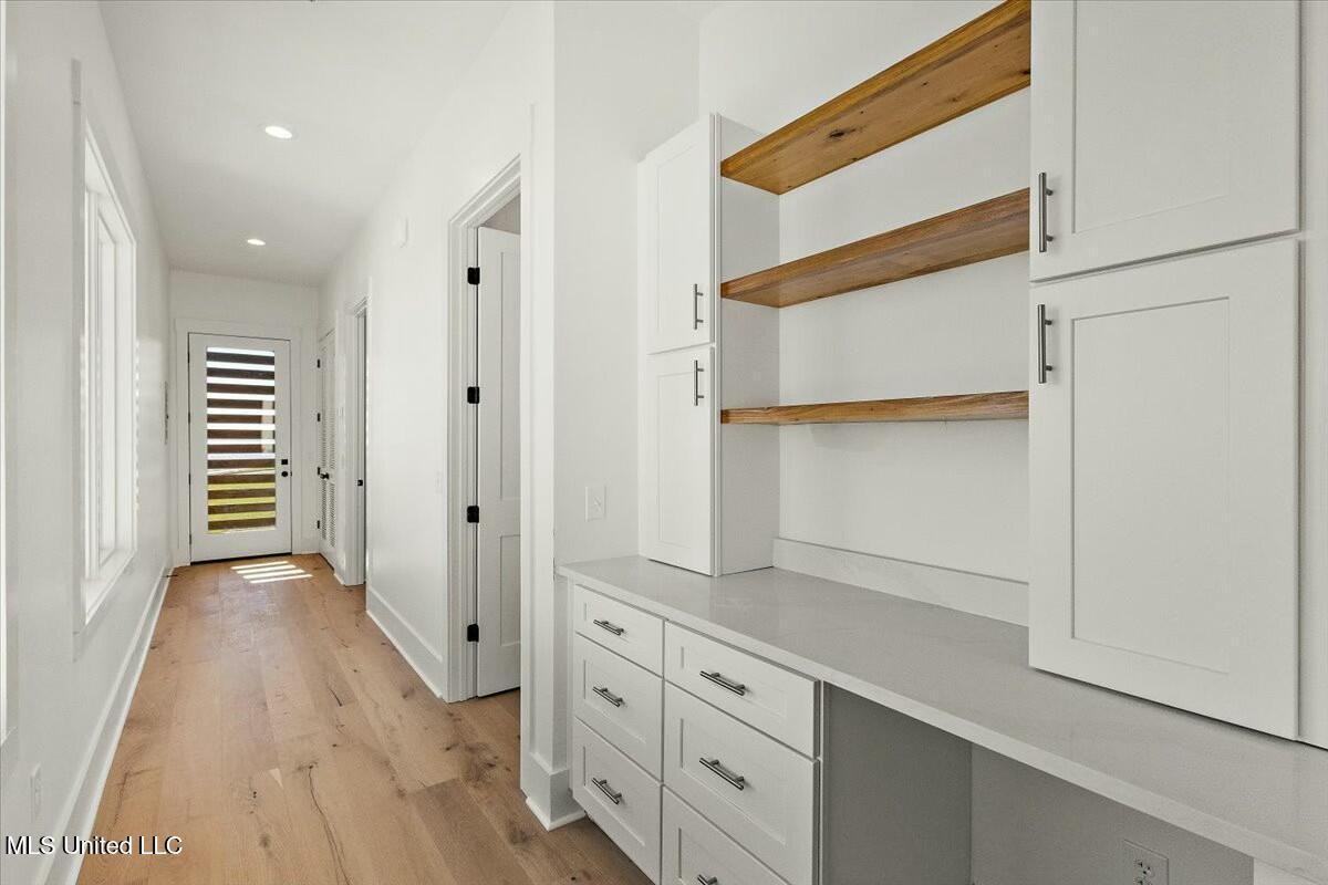 145 N Natchez Dr - Photo 4 of 22