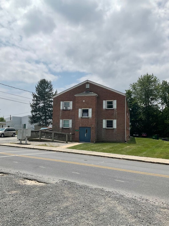 24 Middle Spring Ave - Photo 2 of 11