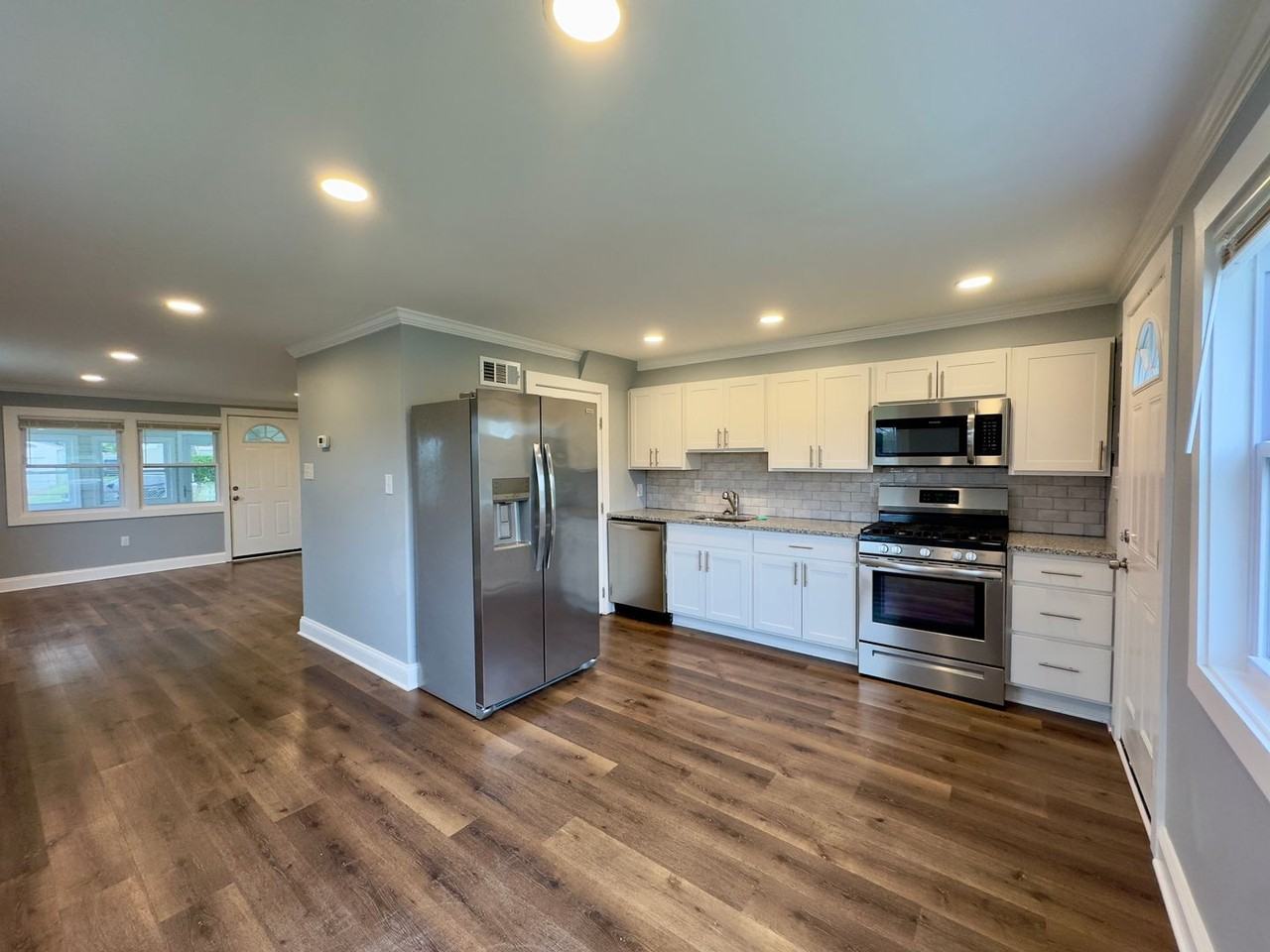 2113 Larkhall Rd - Photo 5 of 18
