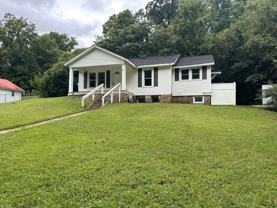 215 Glendale Dr - Photo 1 of 1