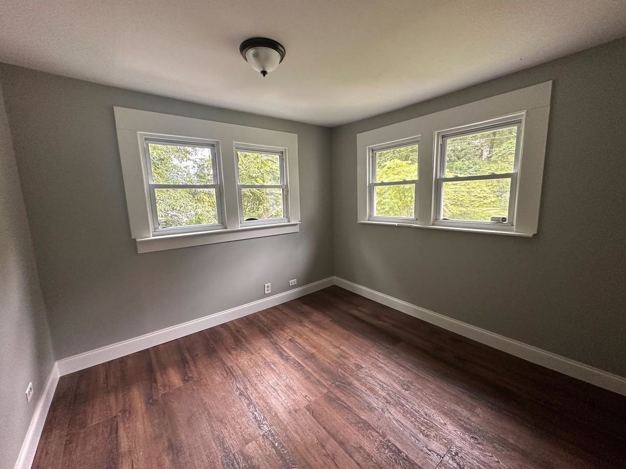 215 Glendale Dr - Photo 7 of 8