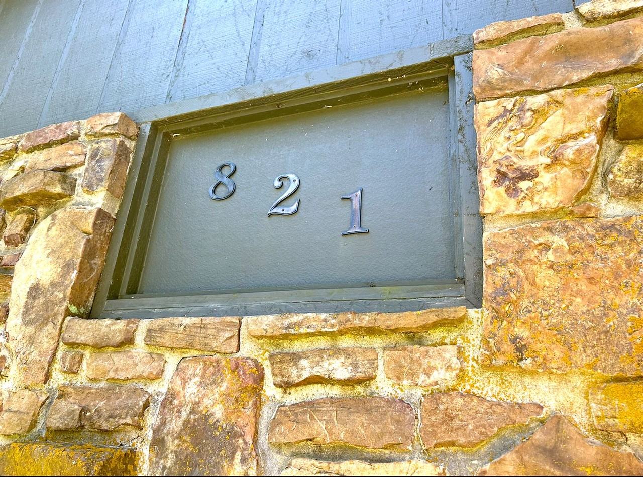 821 E Lakeside Dr - Photo 5 of 26