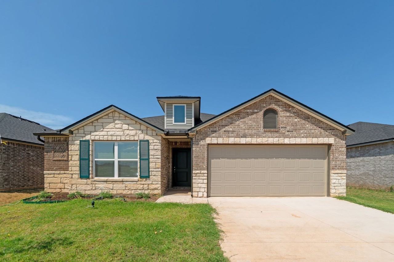 5925 Bradford Pear Ln - Photo 2 of 50
