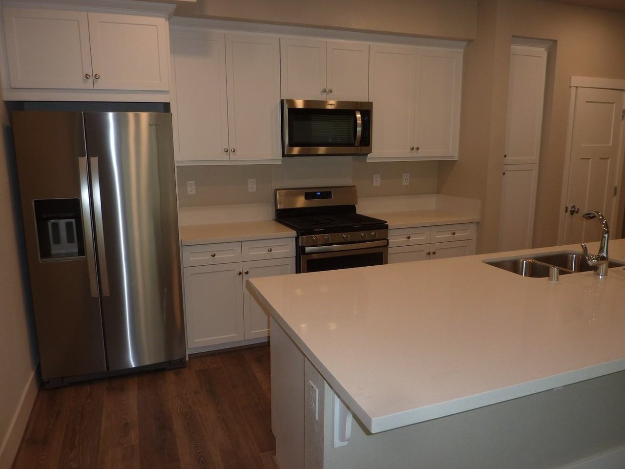 3219 Sher Ct - Photo 2 of 12