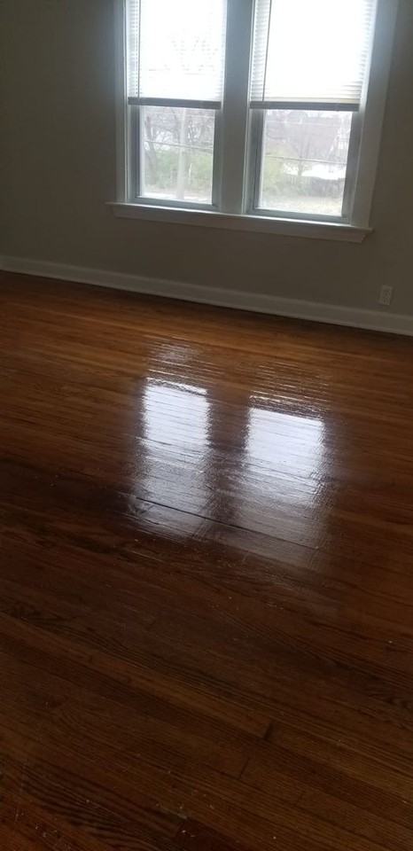 1483 E 120th St #UP - Photo 3 of 10